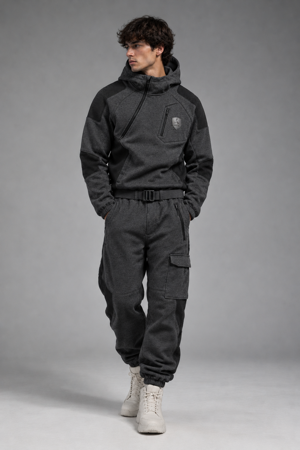 The Tundra Tech Fleece Set